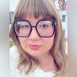 Meet your Posher, Bianca